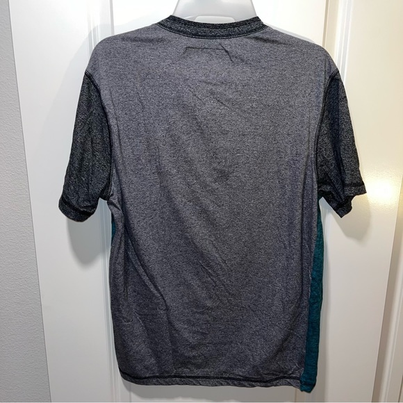 American crusader men’s T-shirt size M 2 tones front pocket short sleeves - Picture 2 of 3